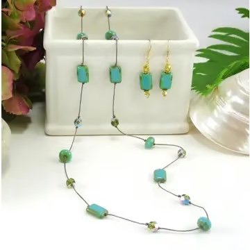 A Marlene VanBeek necklace, hand-beaded with glass beads from Italy & the Czech Republic.